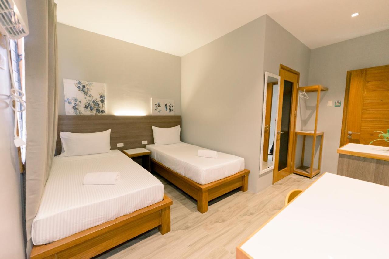 Madonna Hometel And Suites New Pandan Panabo Экстерьер фото